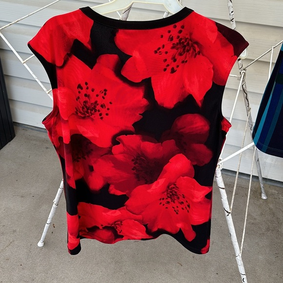 Great colour and style new with tags - Picture 4 of 6